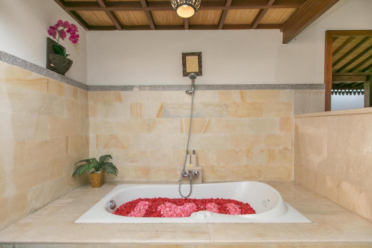 Frida Villa Ubud By Best Deals Asia Hospitality Exterior photo